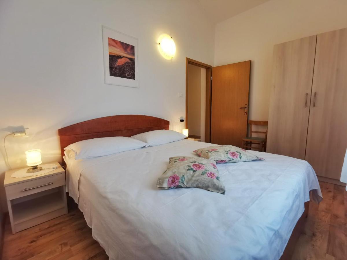 Apartments Sokolic 内里吉恩 外观 照片